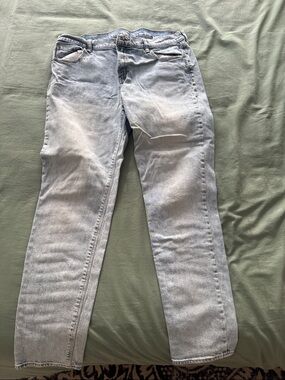 Old Navy Light Wash Straight-Leg Jeans